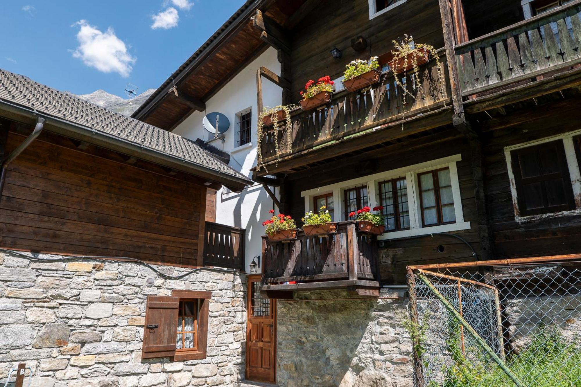 Incanto Walser Apartments Ronco Макуньяга Экстерьер фото